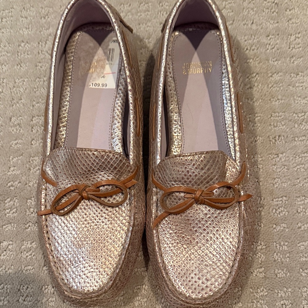 New Johnston & Murphy metallic snakeskin loafer 7.5